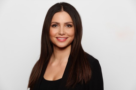 Medya Akbal lächelt in die Kamera