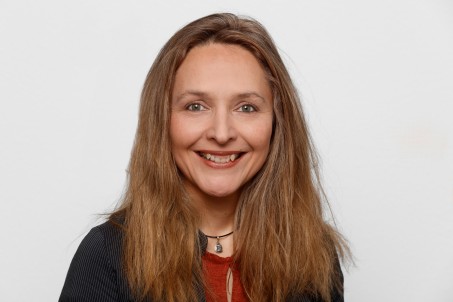 Sandra Honnef lächelt in die Kamera